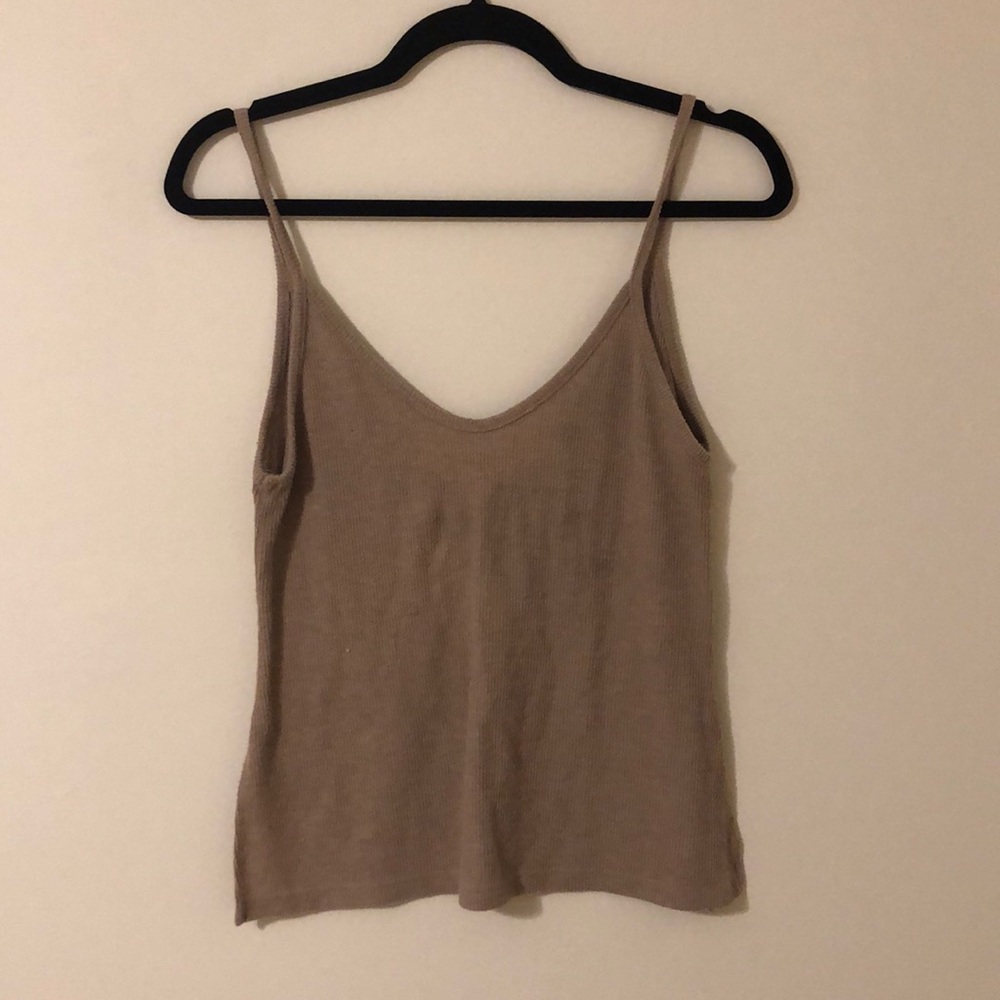 mauve tank top